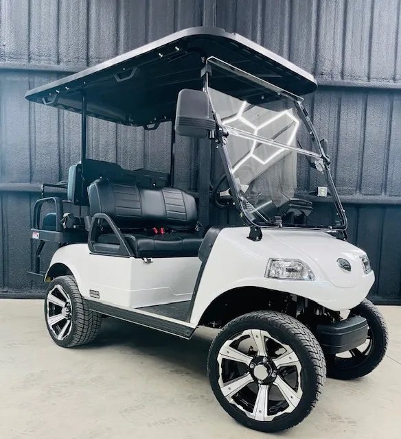 2022 Pearl White Evolution Classic 4 Plus
